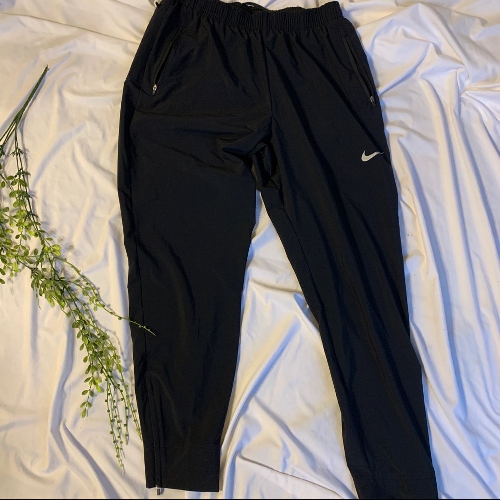 Nike Dry Fit lightweight Athletic Pants